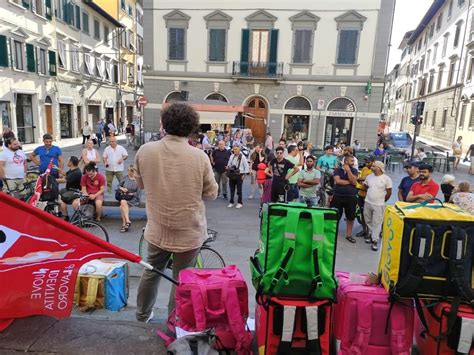 Uber Eats Lascia A Piedi I Rider Protesta Nidil Filcams Filt A Firenze