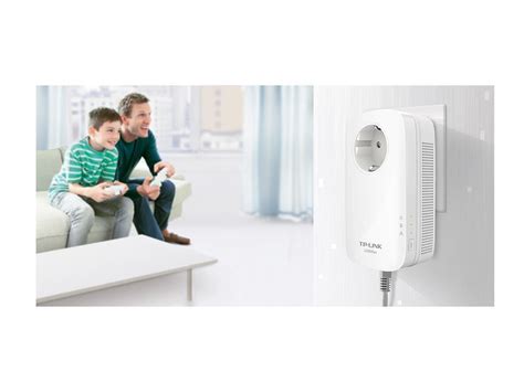 TP Link TL PA8010P KIT AV1200 1200Mbps Gigabit Passthrough Powerline