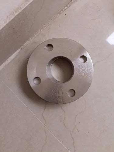 ASTM A105 304 Ss Flanges For Industrial Size 1 5 Inch At Rs 480