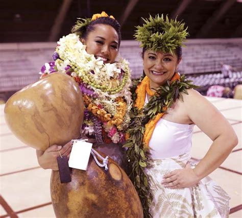 Maui Dancer Is Crowned Merrie Monarchs Miss Aloha Hula News Sports