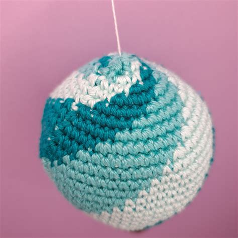 No Sew Pattern For Amigurumi Spiral Hot Air Balloon For Baby Mobile Or