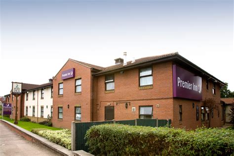 Premier Inn London Romford West Hotel - Hotels in Romford RM6 6QU - 192.com