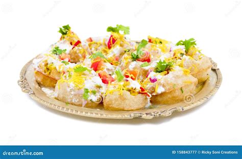 Dahi Puri Royalty-Free Stock Photo | CartoonDealer.com #33519135