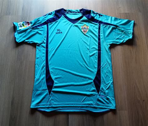 U.D. Almería 2009-10 Away Kit