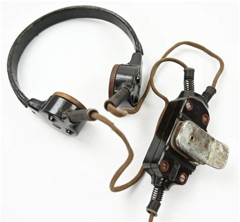 WorldWarCollectibles German WH Panzer Model B Throat Microphone