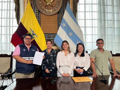 Municipio suscribió convenio de cooperación con Agrocalidad Ecuador 221