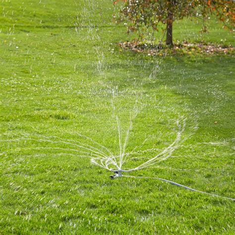 Whirling Circular Sprinkler Gilmour