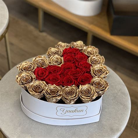 Rosas Eternas En Caja Blanca Corazon Amor Gold Red