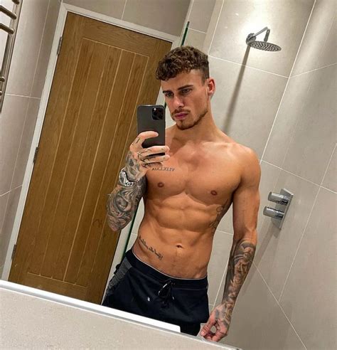 Too Hot To Handle Kori On Instagram All About Finding That Balance And Enjoying The Journey