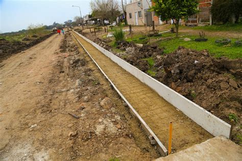 Comenzaron Los Trabajos De Cord N Cuneta En El Barrio Franco