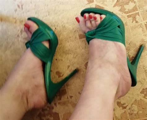 My Legs Hot Photo Ashemaletube