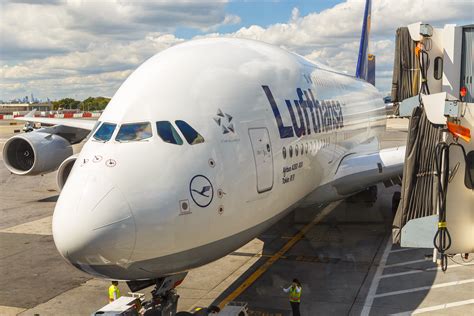 Definitive Guide to Lufthansa U.S. Routes [Plane Types & Seat Options]