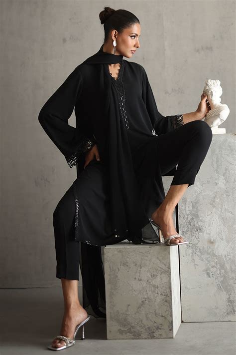 GS-17 | Rozina Munib