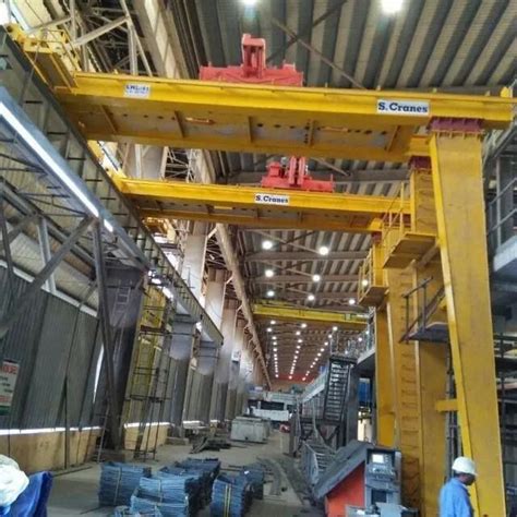 Double Girder Semi Goliath Crane For Industrial Capacity Ton At