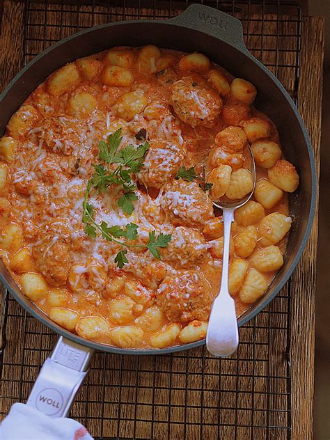 Gnocchi Zapiekane Z Pulpetami I Mozzarell W Sosie Pomidorowym Obiad Z