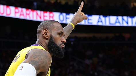 LeBron James Points Tracker NBA S All Time Top Scorer Closes In On