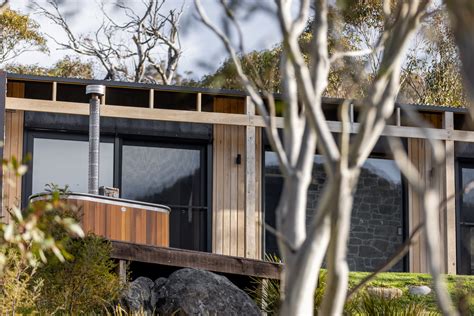 Romantic Cabins In The Snowy Mountains With Woodfired Hot Tub