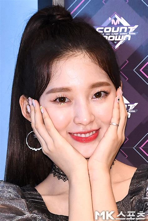 오마이걸 아린 심쿵 눈맞춤 Mk포토 Mk스포츠