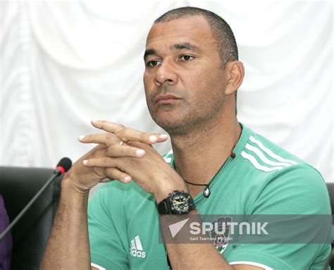 Ruud Gullit Sputnik Mediabank