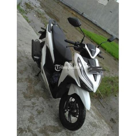 Motor Honda Vario Keyless Tanpa Kunci Bekas Warna Putih