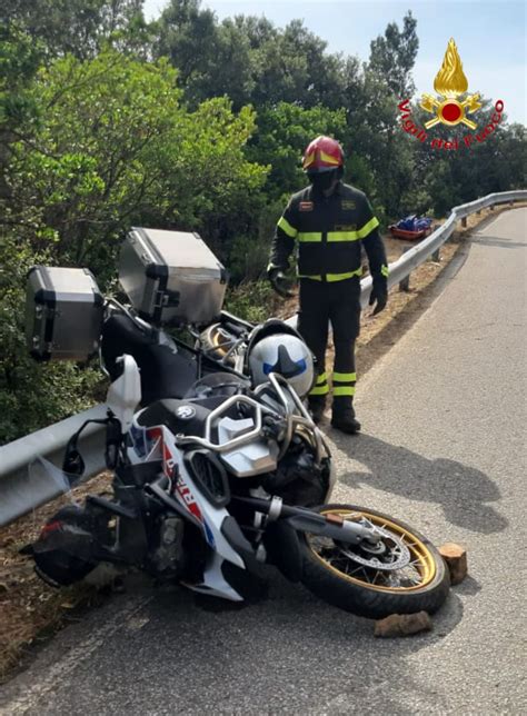 Perde Il Controllo Della Moto Muore Un Enne Cagliari Vistanet