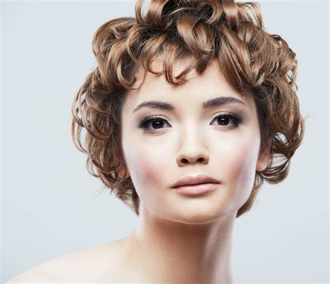 25 Short Curly Hairstyles Playful Cuts For The Short Hair Girlies