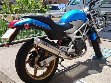 メンバーのバイク紹介3 -VTR- | RIDE SCOPE