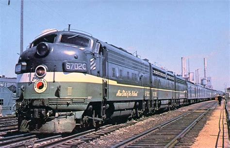 Emd F9 Diesel Locomotive Leads The Northern Pacifics Mainstreeter A