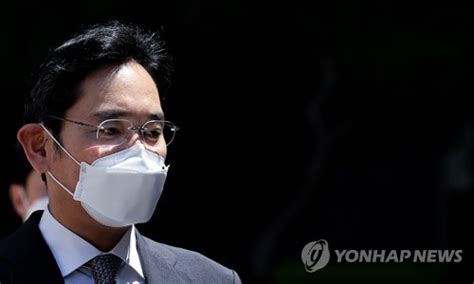 이슈분석 이재용의 뉴 삼성 지배구조 개편 시나리오 오피니언뉴스