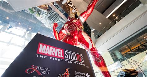 Hong Kong Main Street Gazette Hot Toys