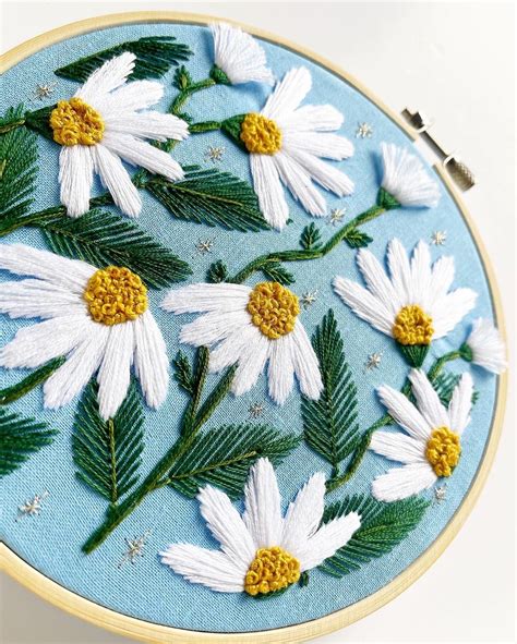 Daisy Embroidery Beginner Pattern Pdf Botanical Embroidery Pdf Pattern