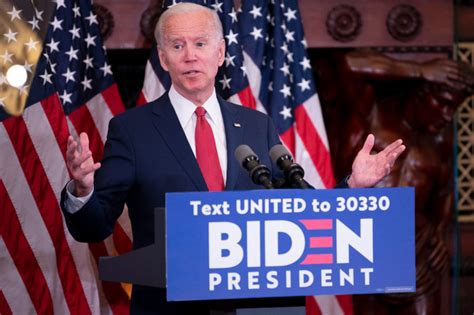 Présidentielle Américaine Pour La Première Fois Biden Lève Plus De Fonds Que Trump