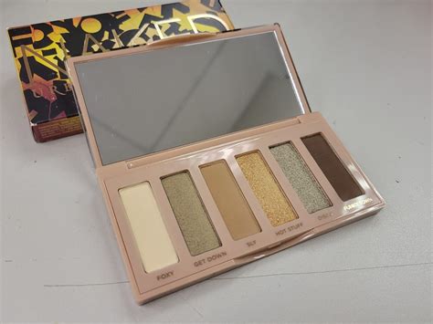 NEW Urban Decay Naked Foxy Mini Eyeshadow Palette Beauty Personal