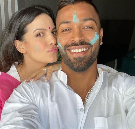 Natasa Stankovic And Hardik Pandya Love Story 3 Newstrend