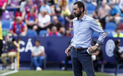 El Real Zaragoza apunta a Pablo Machín destituido en sus últimos