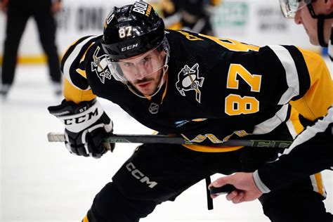 Crosby Continues New Tradition at NHL Player Media Tour - Yahoo Sports