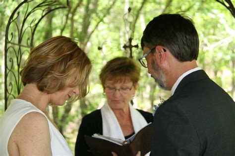 Wedding Minister and Officiant - Charlotte Wedding Minister and Officiant