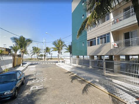 Apartamento em frente à praia 2 dormitórios área total de 117m²