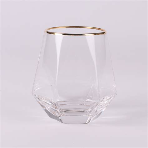 How To Customize Glass Cups in Bulk? - DM Glassware