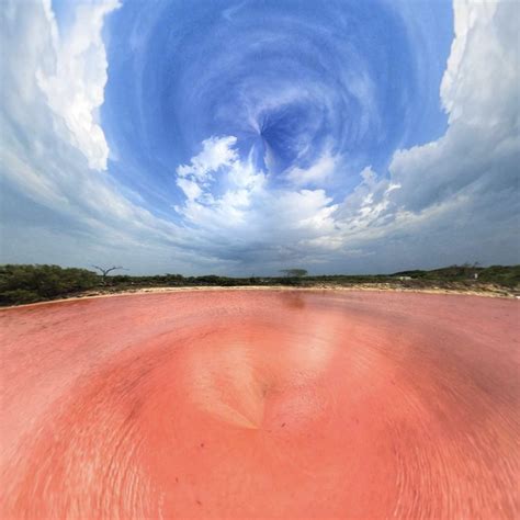 Mexico's Pink Lake, Las Coloradas, Is The Most Beautiful Place In The ...