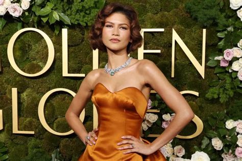 Zendaya Sparks Engagement Rumors With Tom Holland At Golden Globes