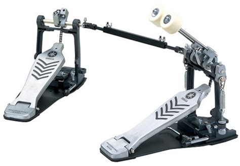 Yamaha Dfp8215 Chain Double Bass Pedal Gear4music