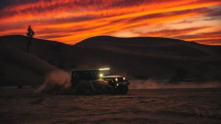 Cuándo debes llevar encendidas las luces del coche si no quieres una