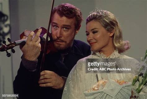 Edward Mulhare Hope Lange Appearing On The Disney General News