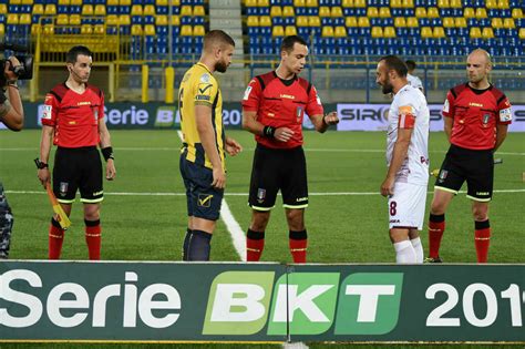 Serie B gli arbitri della 9ª giornata Robilotta per Monza Reggina