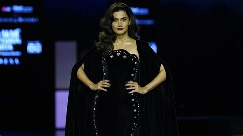 Taapsee Pannu Dazzles In Black Off Shoulder Dress At Lakme Fashion Week