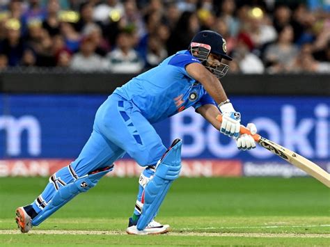 Both Rishabh Pant Dinesh Karthik In Play For Selection For T20 World