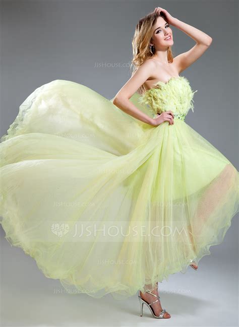 A Line Princess Strapless Asymmetrical Tulle Prom Dress With Beading