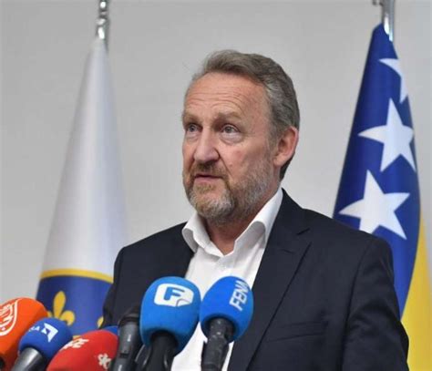 Izetbegović tvrdi Na trilaterali sa predsjednicima Turske i Srbije BiH