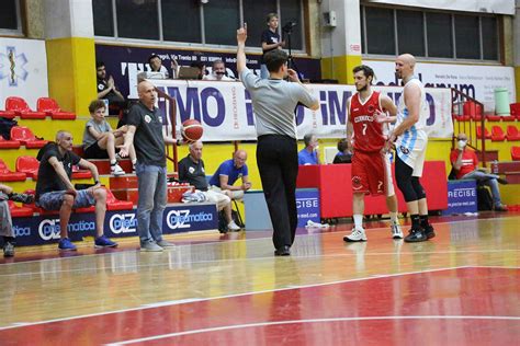 Basket C Gold Semifinale Playoff L Az Saronno Affonda A Busto Il Saronno